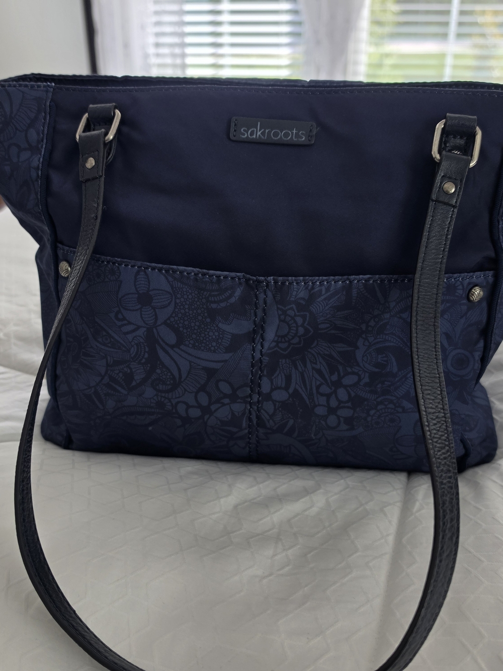 Sakroots Navy Paisley Tote Bag - Women's Shoulder Bag